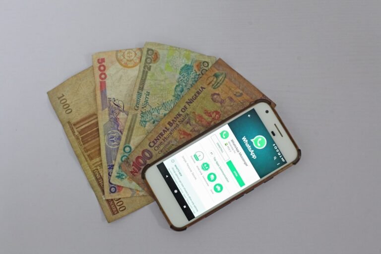 Cheapest way to send money from the UK to Ghana - money transfer guide cover image